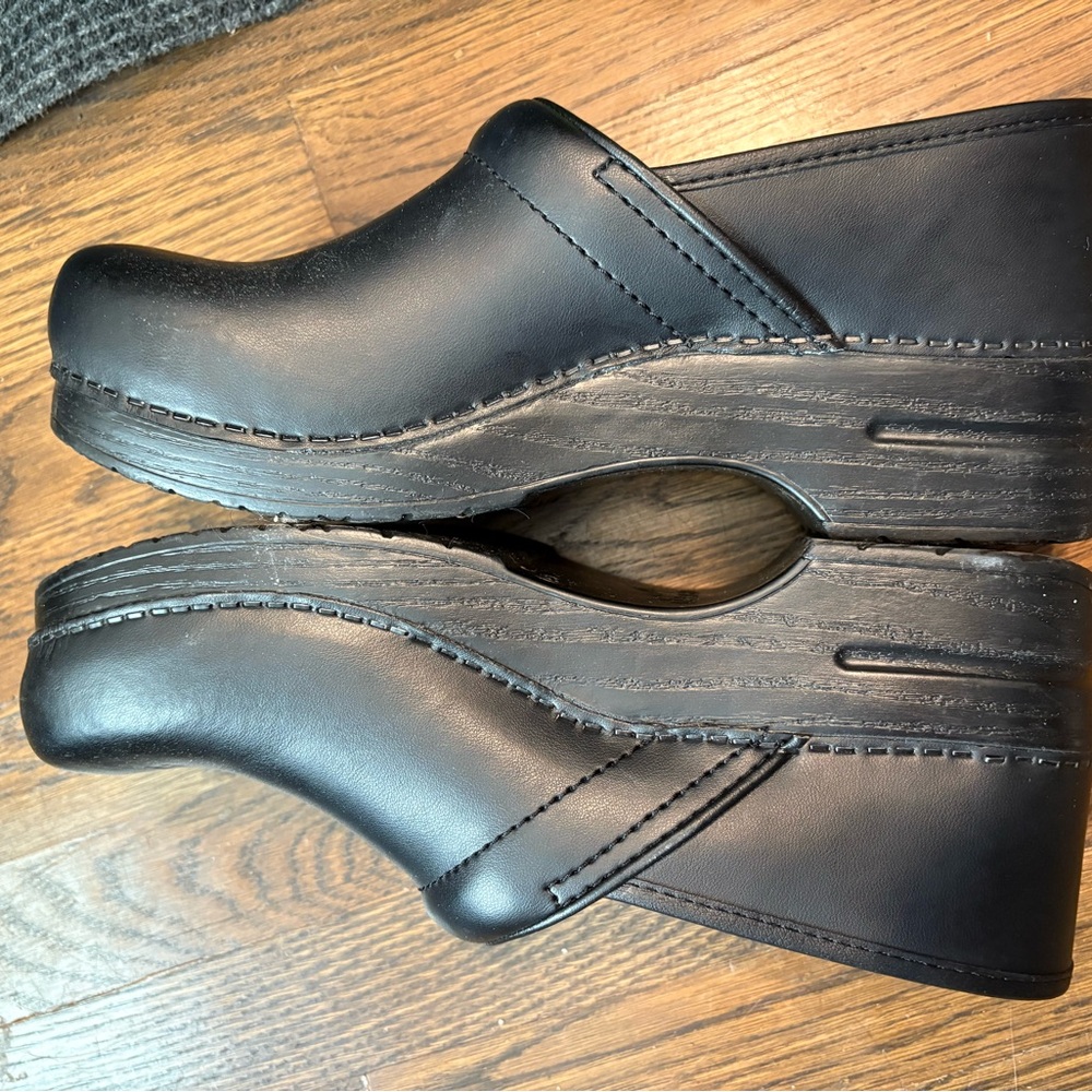 Dansko Professional black leather Clog Women Size EU43 US 12